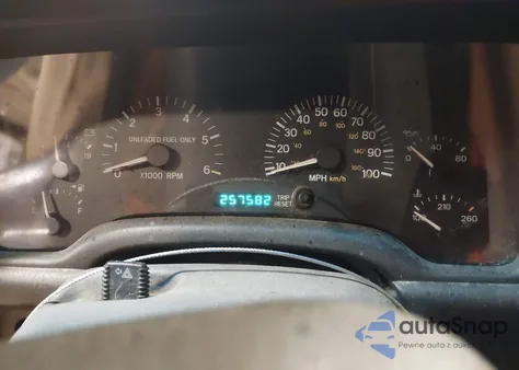 1998 Jeep Cherokee Classic/Sport из США, поврежденный, VIN 1J4FJ68S5WL212555